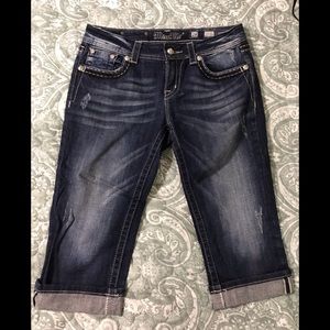 Miss Me Easy Crop jeans size 28